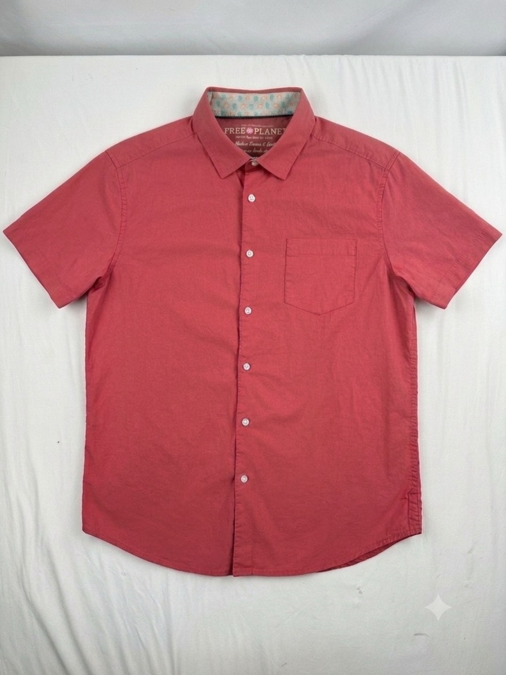 Free Planet Men’s Short-Sleeve Button-Down Shirt in Coral
